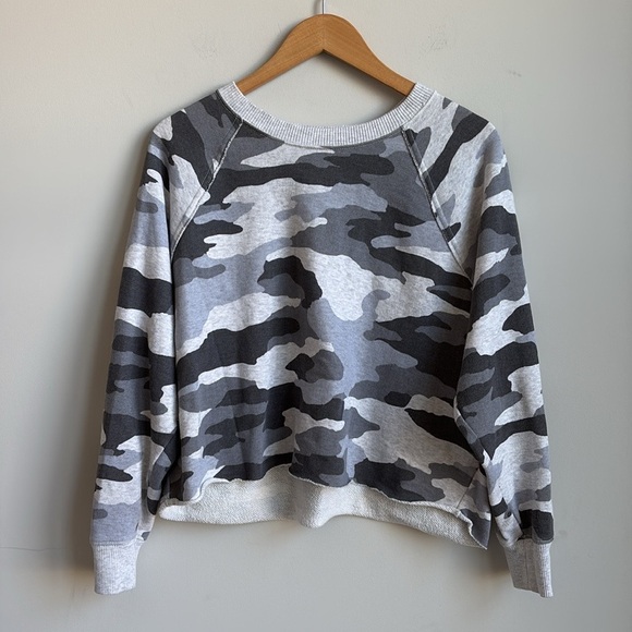 Aerie Cropped Camo Sweatshirt Medium - Picture 1 of 5